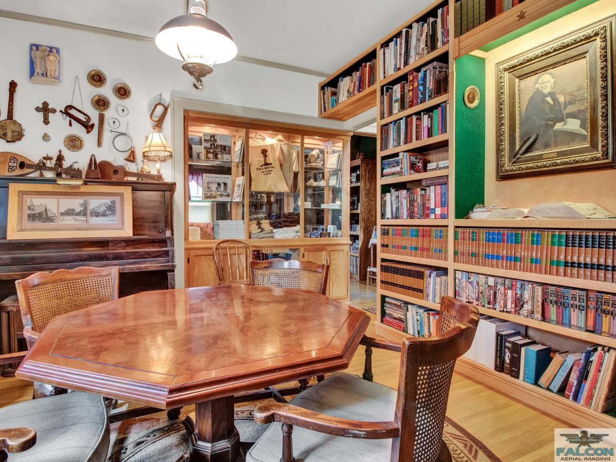 Robins Nest Bed & Breakfast 코디 외부 사진