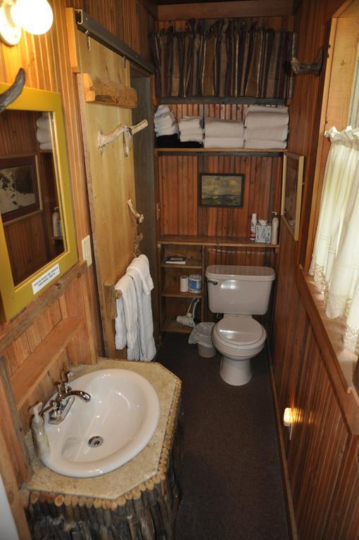 Robins Nest Bed & Breakfast 코디 외부 사진
